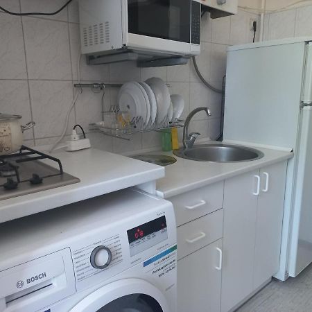 Затишна Оселя Lägenhet Lviv Exteriör bild